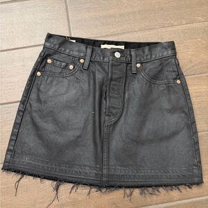 Levi’s skirt